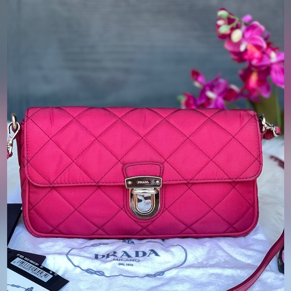 Authentic PRADA Tessuto Impuntu Shoulder Bag Pink Nylon - Picture 3 of 17